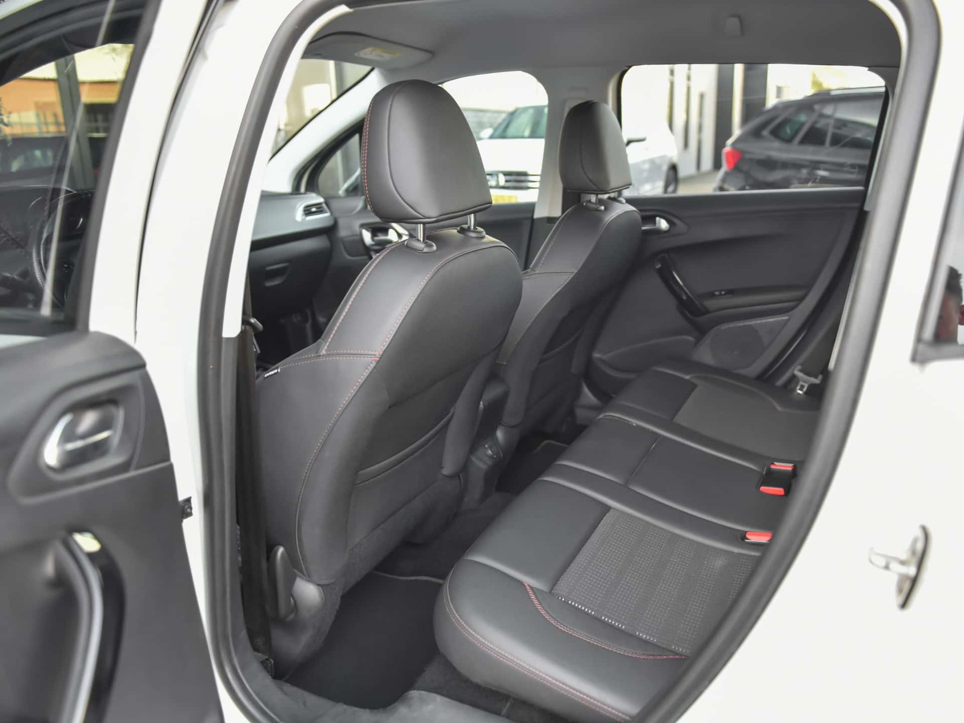 Peugeot 2008, foto 12