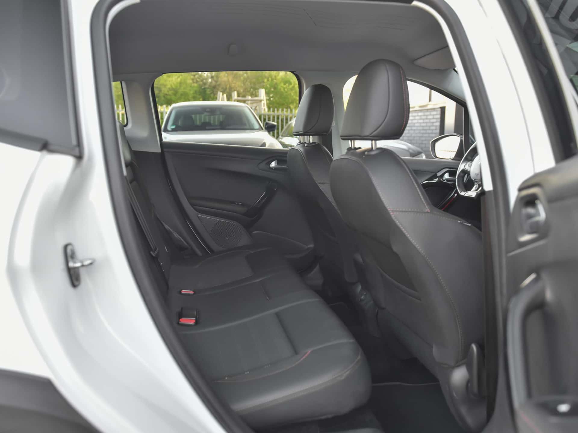 Peugeot 2008, foto 13