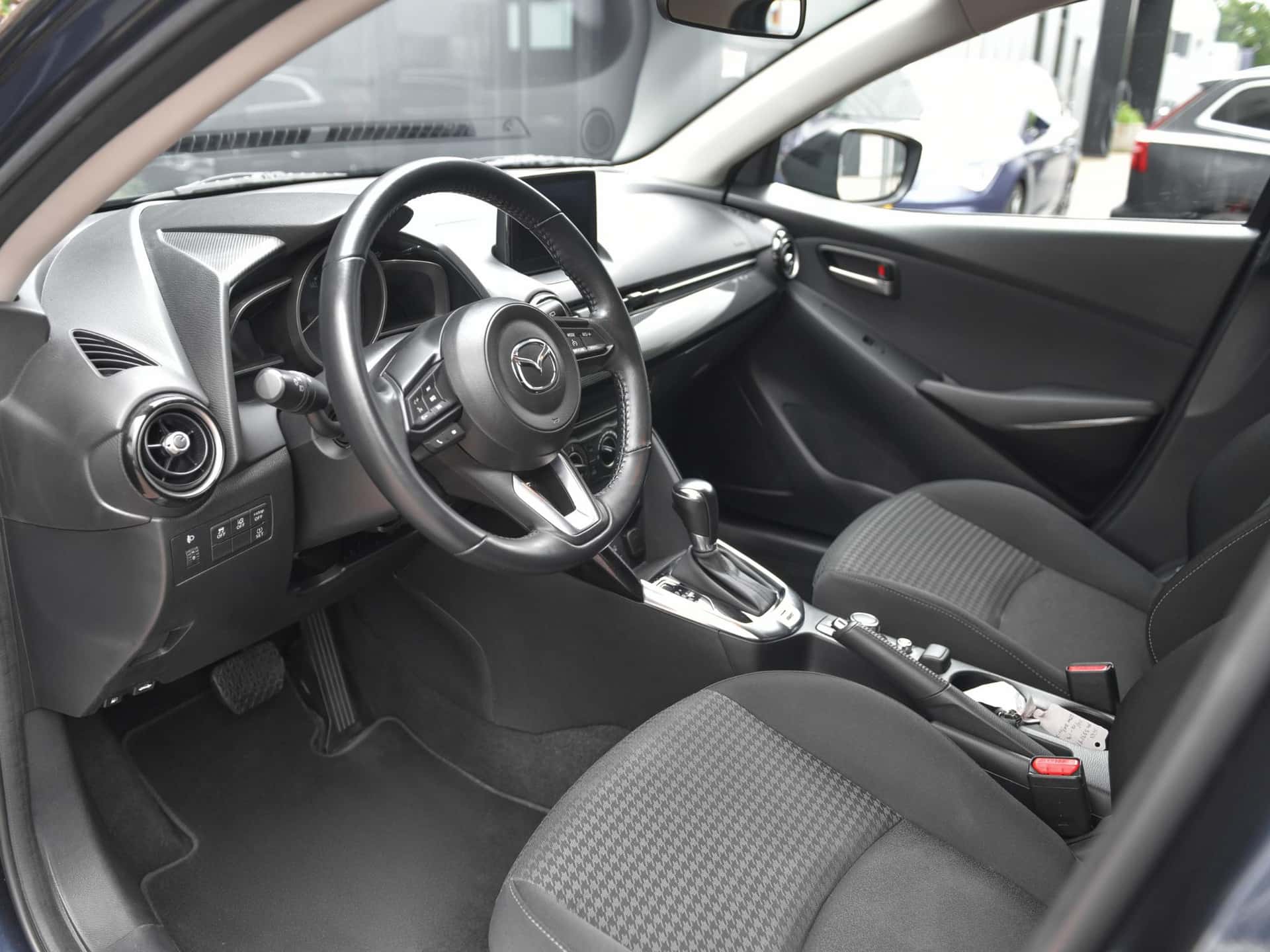 Mazda 2, foto 3