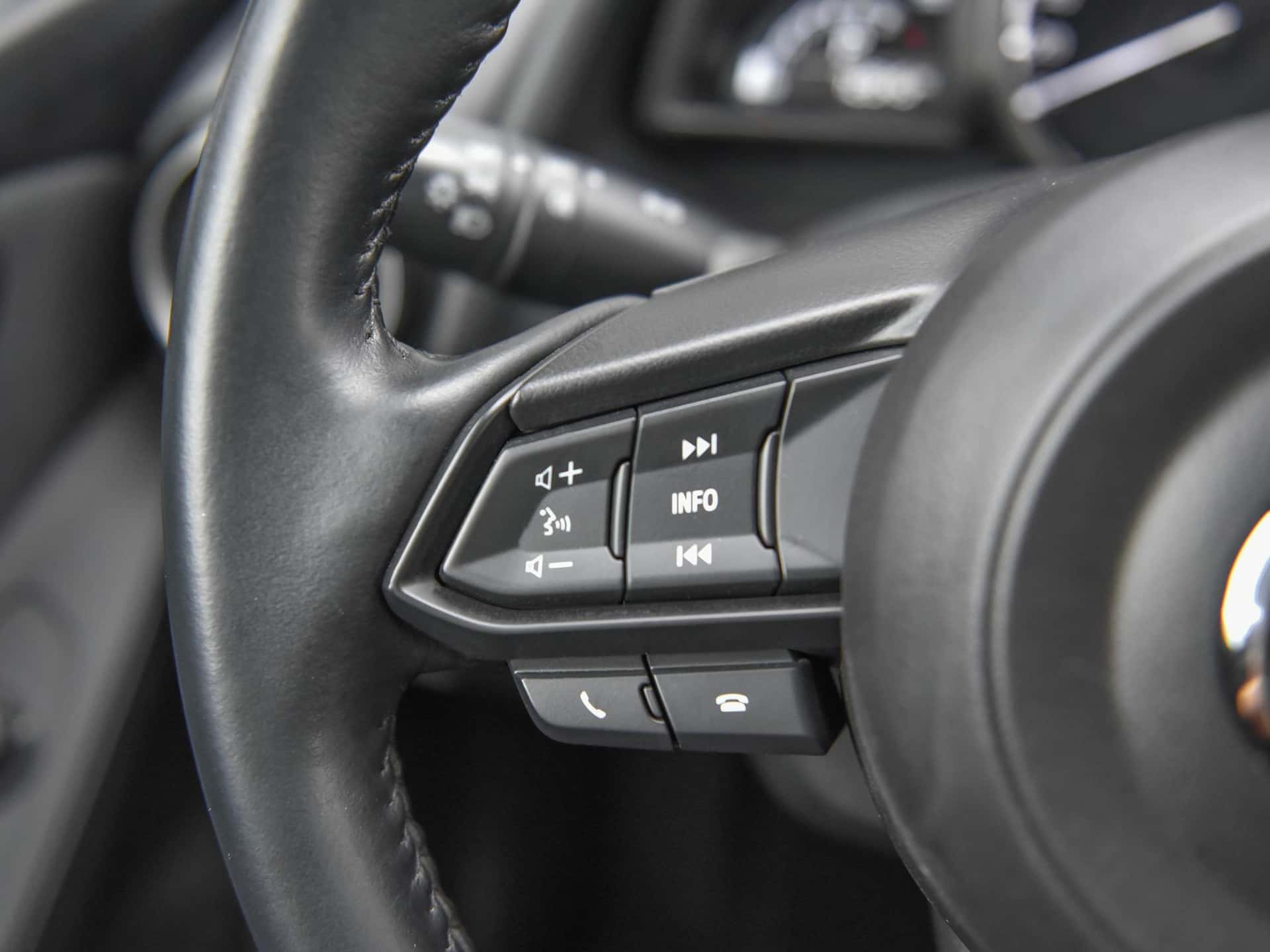 Mazda 2, foto 18