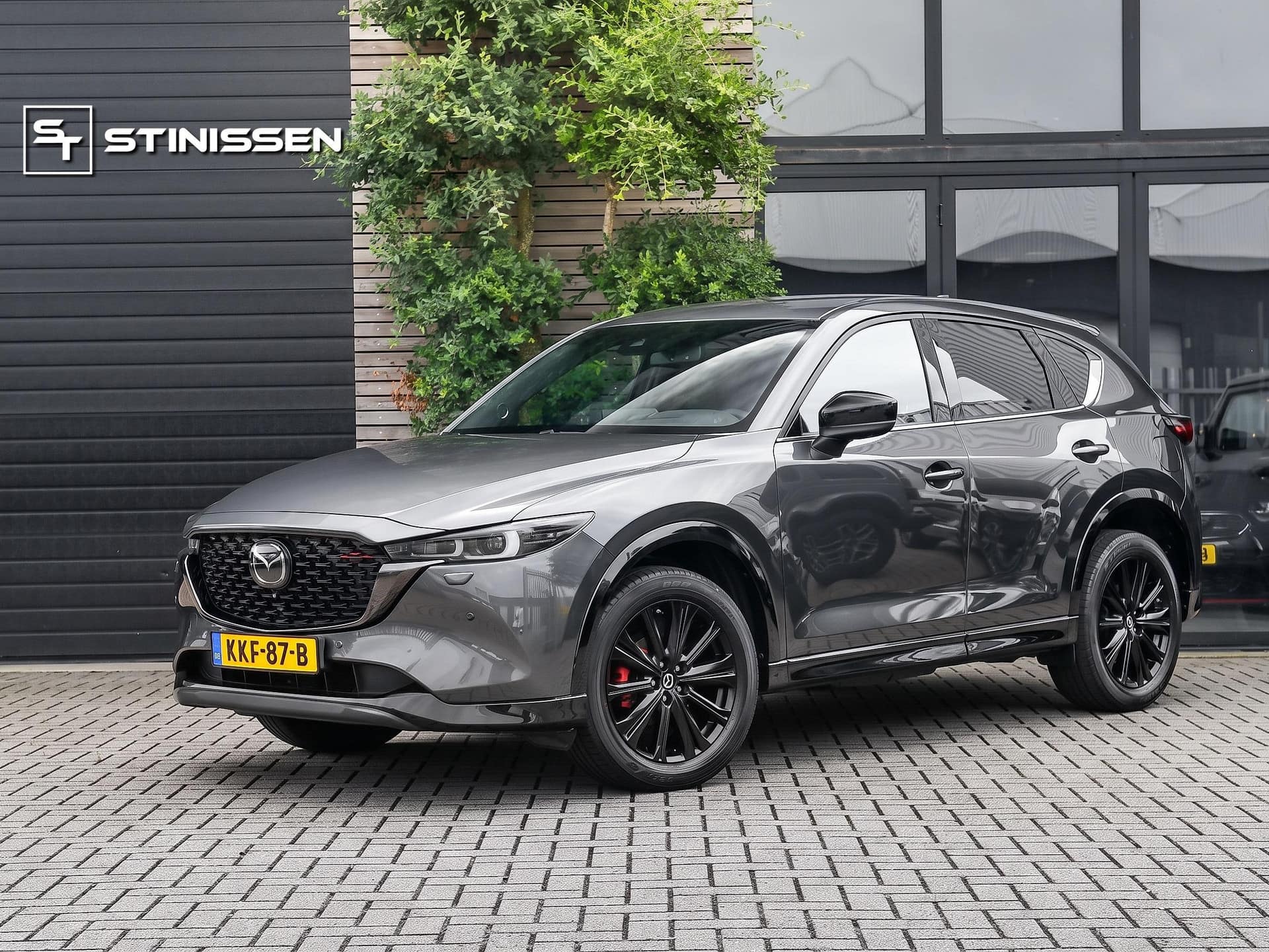 Mazda CX-5, 2.5 SkyActiv-G 194 Homura · 2022 · MACHINE GRAY METALLIC (46G)